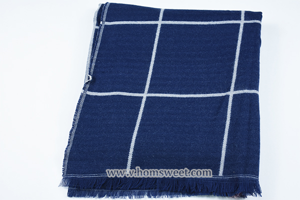 Elegant Woven Throw