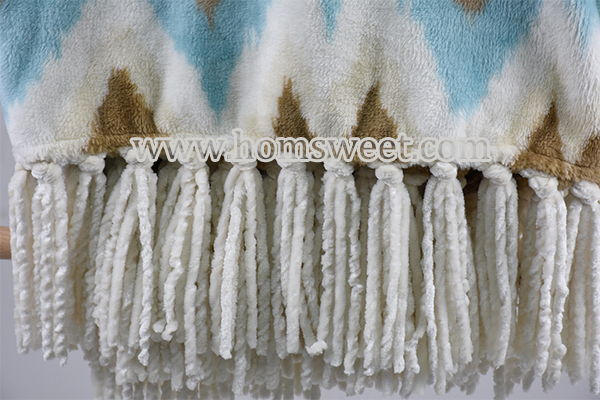 Hot Selling Printed Mink Fleece Throw With Chenille Fringes