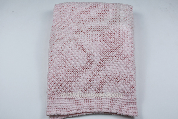  Luxury Chenille Knitted Throw 