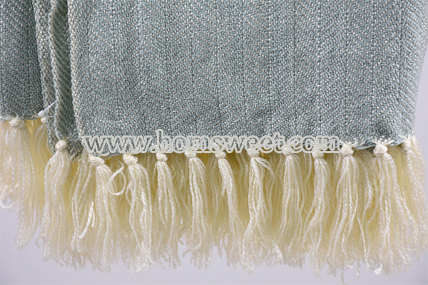 Elegant Herringbone Woven Throw