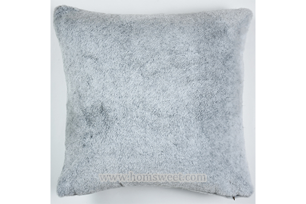  Super Soft Bottom Print Faux Rabbit Pillow    