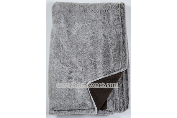 Fashion Bottom Printed Faux Fur Throw 