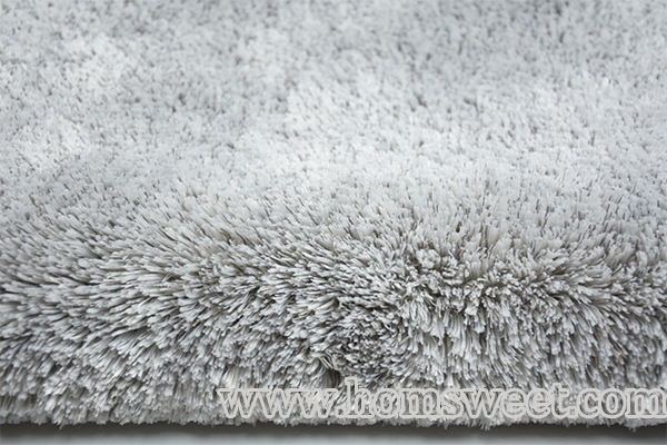 Heathered bath mat